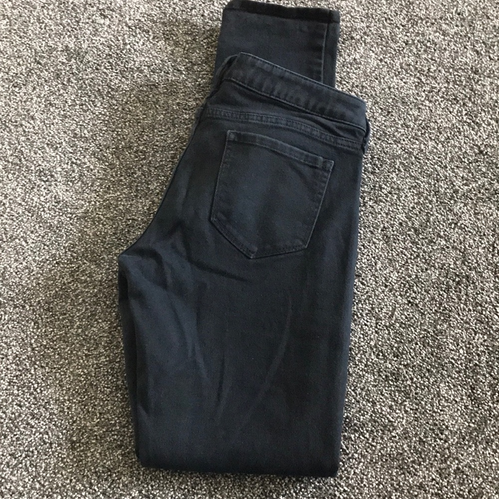 Black skinny jeans, size 7